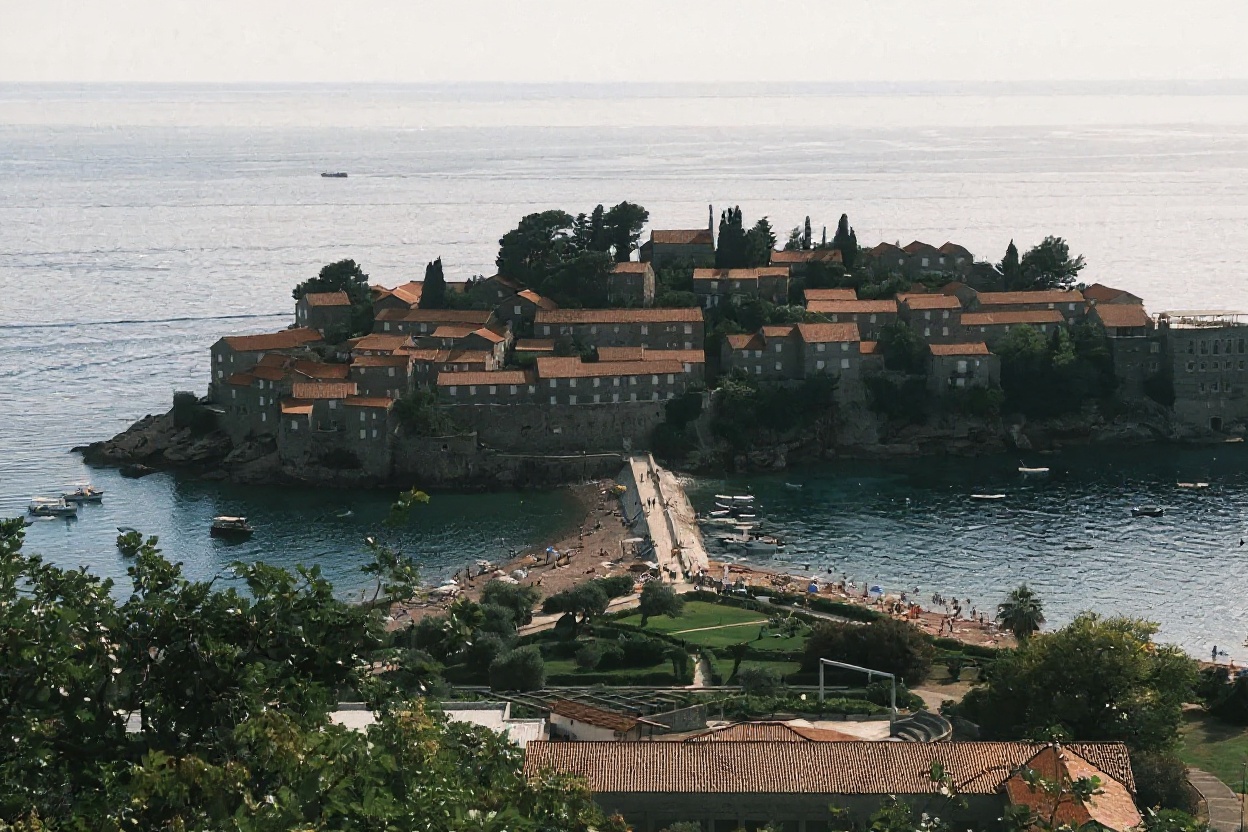 The Viewpoint: The Thing That's Actually Free — Sveti Stefan, Vietnam
